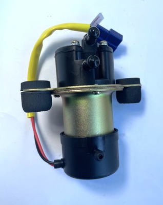 Truck Parts Electric Fuel Pump 15100-77300 UC-V6B