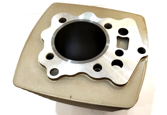 Shockproof Motorcycle Engine Cylinder Block CG200 Silver Color Aluminum Alloy