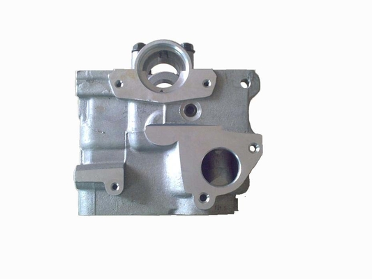 R2 Auto Engine Spare Parts Car Engine Cylinder Head OEM Standard Size