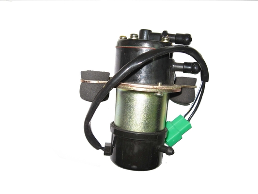 OEM UC-V6B 15100-77300 Electronic Fuel Pump For F5A F6A SUZUKI Carry